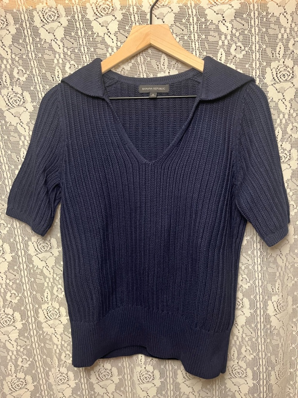 Banana Republic Ribbed Cotton KnitV-Neck Short Sleeve Sailor Sweater (182) - Picture 2 of 8